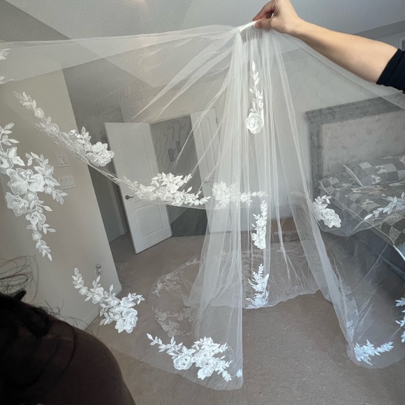 WEDDING VIEL - Picture 10 of 15